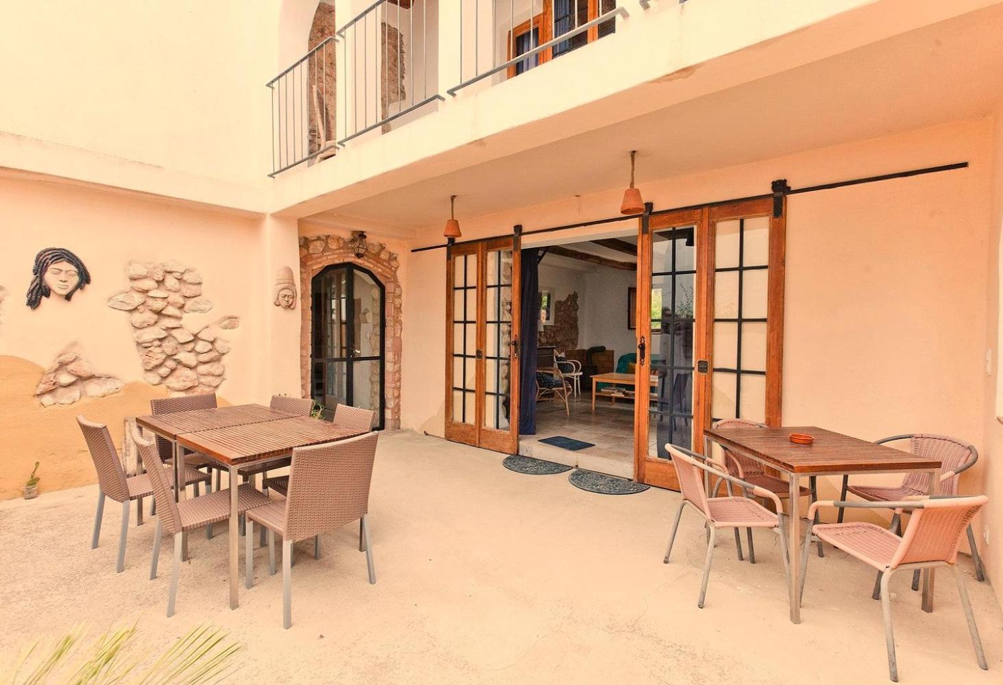 Cal Pau Cruset Guest House Torrellas de Foix Ngoại thất bức ảnh