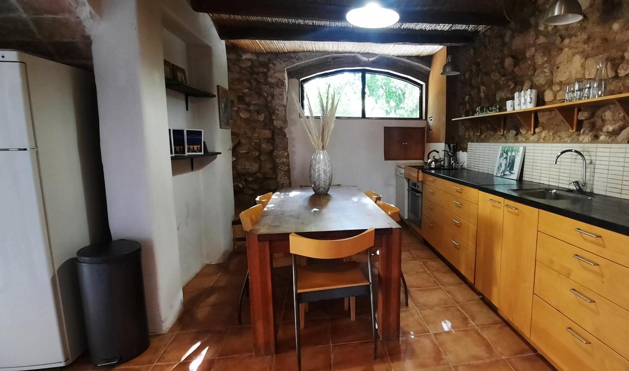 Cal Pau Cruset Guest House Torrellas de Foix Ngoại thất bức ảnh